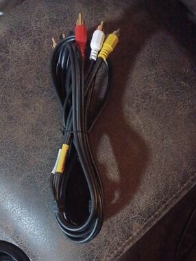 4/$40 New Composite Black AV Cable - Red, White & Yellow Connectors